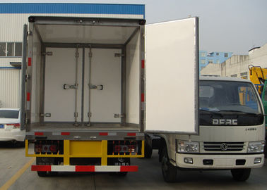 China Dongfeng Foton 4x2 kühlte Kasten-LKW 2 Tonnen nicht Korrosions-für Frischfleisch fournisseur