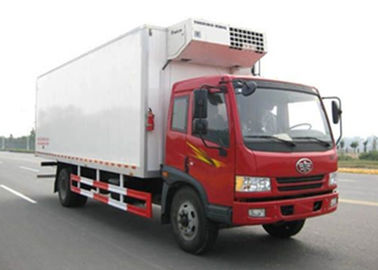 China FAW Dongfeng 4X2 kühlte Kasten-LKW 5 Tonnen Schnellimbiss-abkühlende LKW- fournisseur