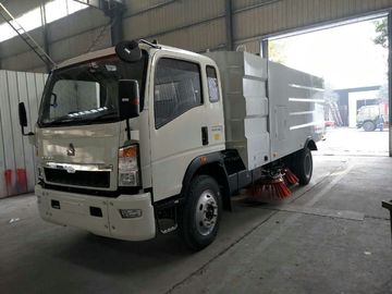 China Hoher leistungsfähiger Straßen-Reiniger-LKW, Sammelstraße-ausgedehnte Maschine des Staub-4x2 fournisseur