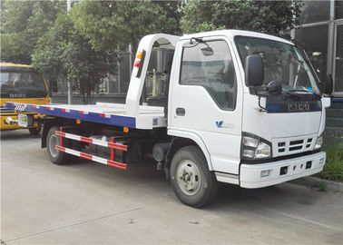 China Kleiner Abschleppwagen ISUZUS 4x2, 6 Räder 3 Tonne Flachbettwrecker-LKW für zwei/drei Autos fournisseur