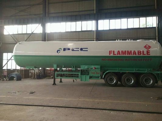 kaufen 60000 Liter Tanklastzug-Anhänger-Tri Achsen-Propan-Flüssiggas-Behälter-halb Anhänger-30 Tonnen Online-Herstellung