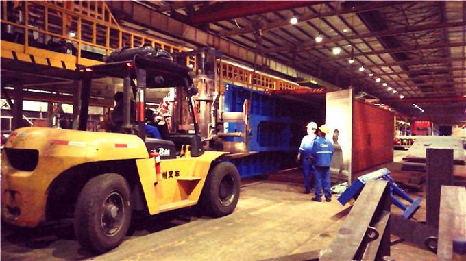 Tonne Chinas berühmter CLW 40-60 Flachbett-Bagger-LKW-Anhänger und niedrige Flachbettauflieger